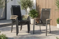 Hot Alice Stapelsessel 4er-Set, xerix/schwarz, Alu/4x4 Textilen, mit Teak-Armlehnen Gartenstühle & Gartensessel