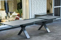 Outlet Sondermodell Xanadu / Alice Comfort Garten-Essgruppe, xerix/anthrazit, Alu/Glaskeramik, 6 Stapelsessel, 2 Klappstühle, 220/280x100cm Garten-Essgruppen