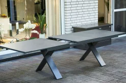Outlet Sondermodell Xanadu / Alice Comfort Garten-Essgruppe, xerix/anthrazit, Alu/Glaskeramik, 6 Stapelsessel, 2 Klappstühle, 220/280x100cm Garten-Essgruppen