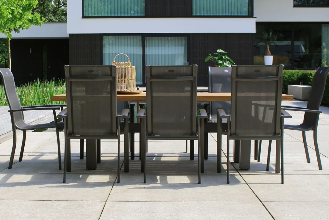 Sondermodell Yasmani/Alice Comfort Garten-Essgruppe, xerix, Alu/Teakholz, 240x100cm, 8 Stapelsessel Garten-Essgruppen