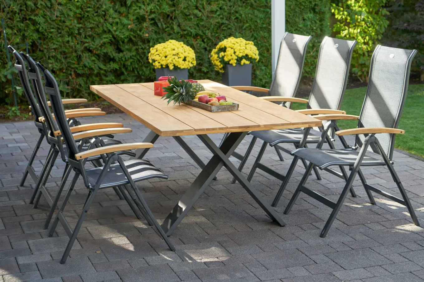 Clearance Xanadu / Alice Garten-Essgruppe, xerix/schwarz, Alu/Teakholz, 4x4 Textilen, 6 Klappstühle, 220x100cm Garten-Essgruppen|Aluminium-Gartenmöbel