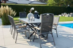 Xanadu / Raffaelo Garten-Essgruppe, xerix/natur, Alu/Teak/Glaskeramik, 6 Dining Sessel, 2 Klappstühle, 160/220x100cm, Teak Armlehnen Garten-Essgruppen|Aluminium-Gartenmöbel