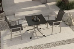 Online BasicPlus Pro Balkon-Set, silber/anthrazit, Alu/Textilene, Klapptisch eckig 80 x 80 cm, 2 Stapelsessel Garten-Essgruppen