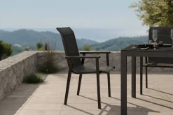 Best BasicPlus Pro Stapelsessel 4er-Set, anthrazit, Aluminium Textilene, 70 x 65 x 99 cm, stapelbar Gartenstühle & Gartensessel