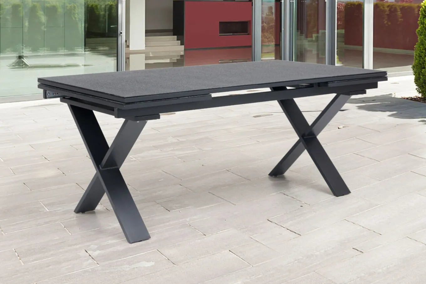 Online Garten-Essgruppe, ® anthrazit matt, Alu / Spraystone / Teak, Tisch 180/280x100cm, 8 Stapelsessel Garten-Essgruppen|Aluminium-Gartenmöbel