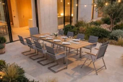 Hot Garten-Essgruppe, silber, 200/300 x 100 cm, Edelstahl/Teak, Ausziehtisch, 8 Stühle padded, 2 Klappstühle, FSC®-zertifiziertes Produkt Garten-Essgruppen