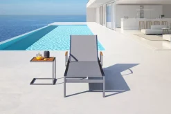 Discount Sonnenliegen-Set, taupe, Edelstahl/Teak, 195,5x74x35cm, mit Armlehnen, inkl. Beistelltisch 45x45cm, FSC®-zertifiziertes Produkt Gartenliegen