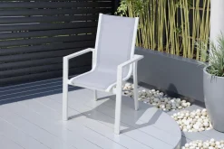 Outlet Stapelsessel, creme/weiß, Alu/Textilene, stapelbar, pulverbeschichtet, robuste Konstruktion Aluminium-Gartenmöbel|Gartenstühle & Gartensessel