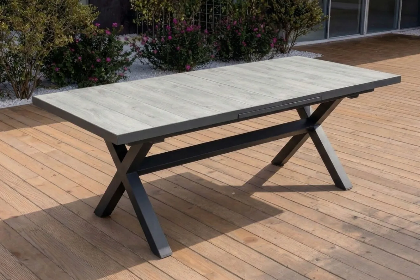 Best OUTLEXX Louvra Ausziehtisch, anthrazit/Holzoptik, Alu/Keramik, 200/260 x 100 cm, Tischplatte aus Keramikfliesen Gartentische