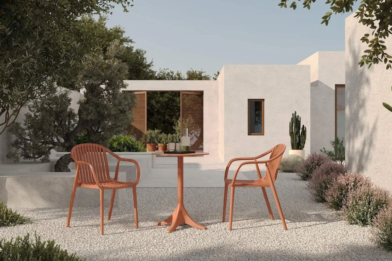 New Pico Curve Balkon-Set, ziegelrot, Kunststoff, Tisch Ø 70 cm und 2 Stapelsessel, UV- und wetterfest Balkonmöbel-Set