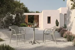 Hot Pico Curve Balkon-Set, grau, Kunststoff, Tisch Ø 70 cm und 2 Stapelsessel, UV- und wetterfest Balkonmöbel-Set