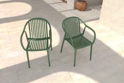Hot Pico Curve Stapelsessel 2er-Set, pestogrün, Kunststoff, 56,5 x 59,5 x 83 cm, stapelbar, UV-beständig Gartenstühle & Gartensessel