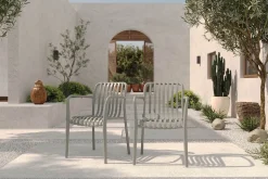 Pico Soft Balkon-Set, grau, Kunststoff, Tisch Ø 70 cm und 2 Stapelsessel, UV-beständig, wetterfest Balkonmöbel-Set